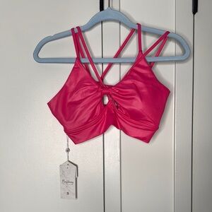 Fashun vinyl pink sports bra